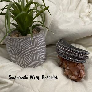 Genuine Swarovski Crystals Double wrap slake